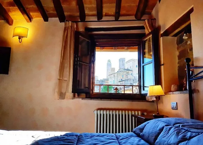 Le Torri سان جيمينيانو